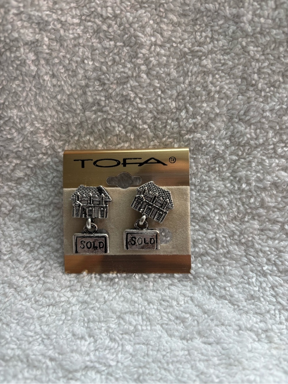 VTG..New TOFA silver tone relator / homebuyer theme costume jewelry earrings